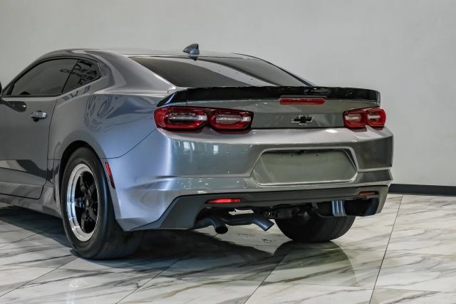 Used 2021 Chevrolet Camaro LT RWD image 14