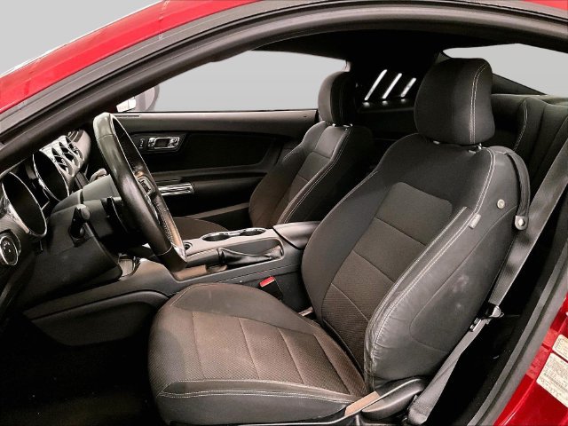 Used 2016 Ford Mustang Coupe RWD image 24
