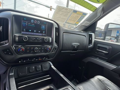 Used 2015 Chevrolet Silverado 1500 LTZ Z71 w/ Custom Sport Edition AWD/4WD image 12