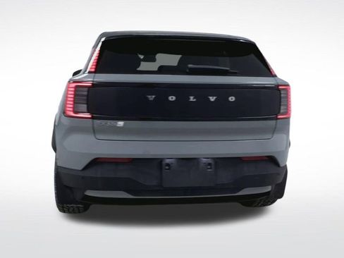 New 2026 Volvo EX30 Cross Country Ultra image 7