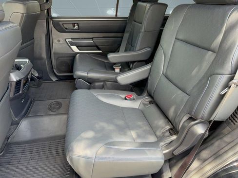 Used 2025 Toyota Sequoia Platinum AWD/4WD image 25