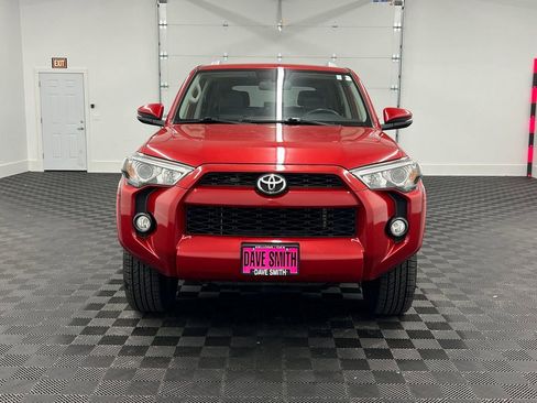 Used 2018 Toyota 4Runner SR5 Premium image 5