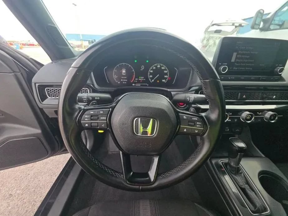 Used 2022 Honda Civic Sport image 11