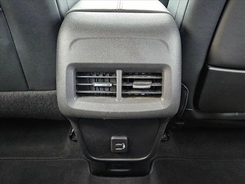 Used 2023 GMC Terrain SLT FWD image 16