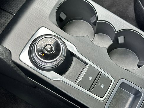 New 2025 Ford Escape SE w/ Class II Trailer Tow Package image 22