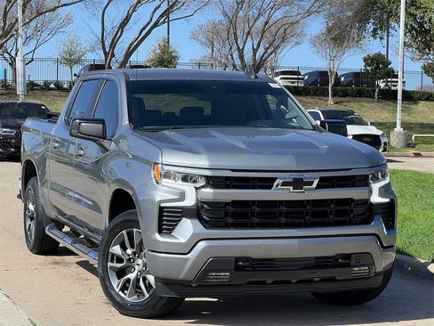 Used 2023 Chevrolet Silverado 1500 RST w/ Protection Package image 2