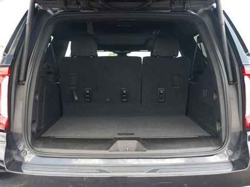 Used 2023 GMC Yukon XL SLT RWD image 27