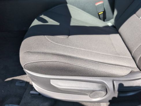 New 2026 Hyundai Elantra SEL Sport Premium image 4