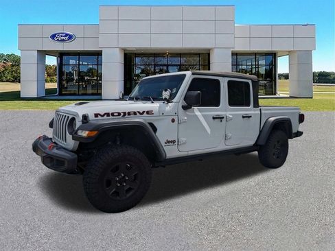 Used 2023 Jeep Gladiator Mojave w/ Trailer Tow Package AWD/4WD image 4