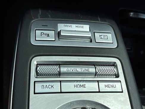 Used 2023 Genesis GV70 3.5T Sport w/ Sport Prestige Package AWD/4WD image 44