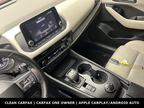 Used 2025 Nissan Rogue SV image 16