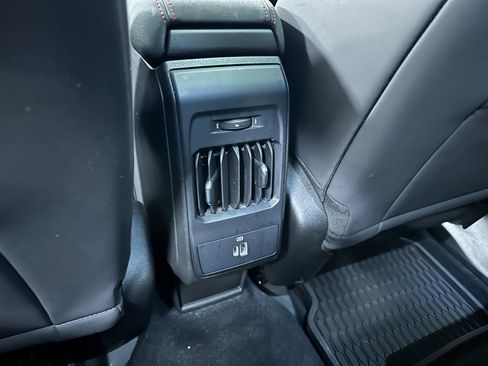 Certified 2024 Dodge Hornet R/T Plus image 37