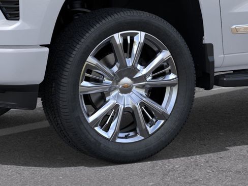 New 2026 Chevrolet Silverado 1500 High Country w/ High Country Premium Package AWD/4WD image 33