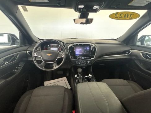 Used 2022 Chevrolet Traverse LT AWD/4WD image 24