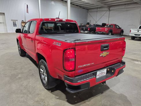 Used 2017 Chevrolet Colorado Z71 AWD/4WD image 9