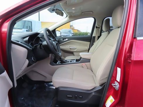 Used 2018 Ford Escape SE w/ SE Sync 3 Package image 14