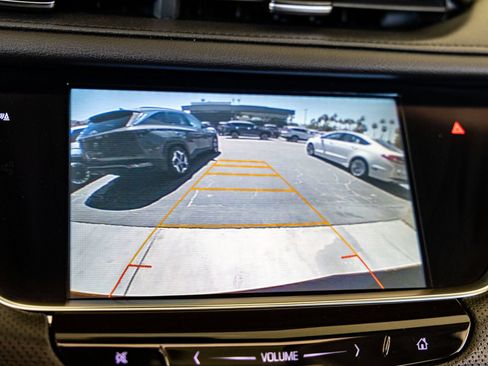 Used 2017 Cadillac XT5 Luxury w/ Driver Awareness Package FWD image 23