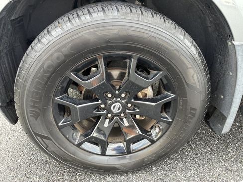 Used 2020 Nissan Frontier SV w/ Midnight Edition Floor Mats RWD image 19