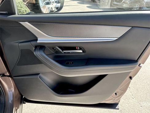 Used 2025 MAZDA CX-70 3.3 Turbo w/ Premium Plus Pkg image 44