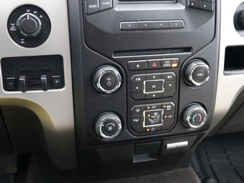 Used 2014 Ford F150 XLT w/ Equipment Group 302A Luxury image 21