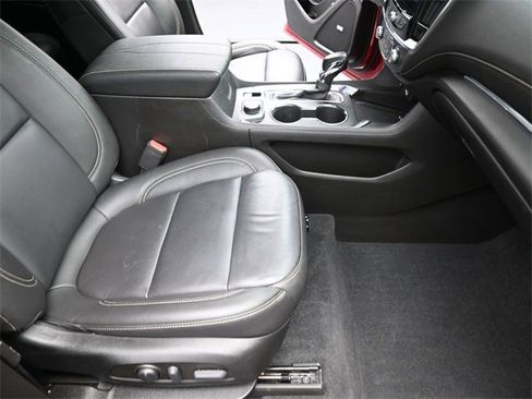 Used 2023 Chevrolet Traverse LT w/ LT Premium Package image 27