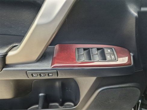 Used 2014 Lexus GX 460 image 13