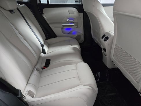 Used 2025 Mercedes-Benz GLA 250 image 17