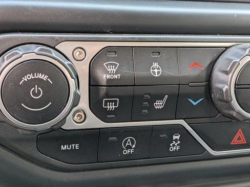 Used 2023 Jeep Gladiator Sport AWD/4WD image 30