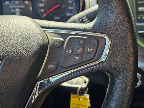 Used 2017 Chevrolet Cruze LT FWD image 26