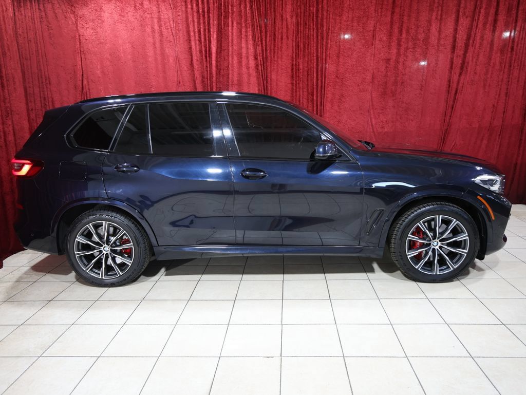 Used 2021 BMW X5 xDrive40i w/ M Sport Package AWD/4WD image 8