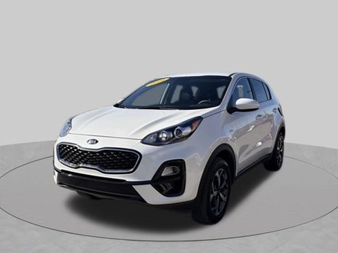 Used 2022 Kia Sportage LX AWD/4WD image 1