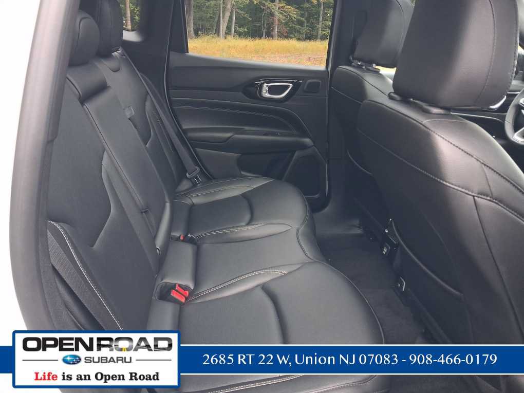 Used 2024 Jeep Compass Limited w/ High Altitude Package AWD/4WD image 17
