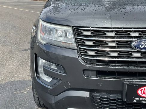 Certified 2017 Ford Explorer XLT w/ Equipment Group 202A image 2