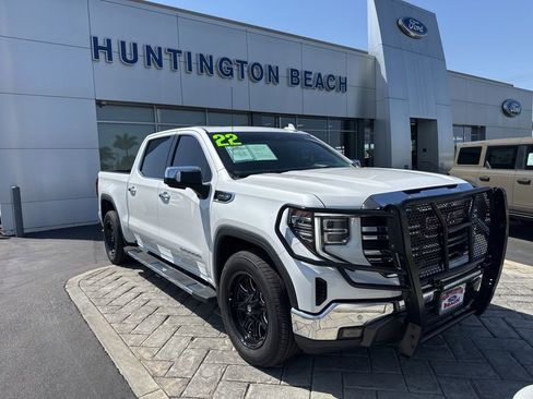 Used 2022 GMC Sierra 1500 SLT w/ SLT Premium Plus Package RWD image 1
