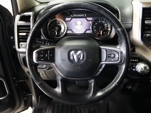 Used 2019 RAM 1500 Laramie image 37
