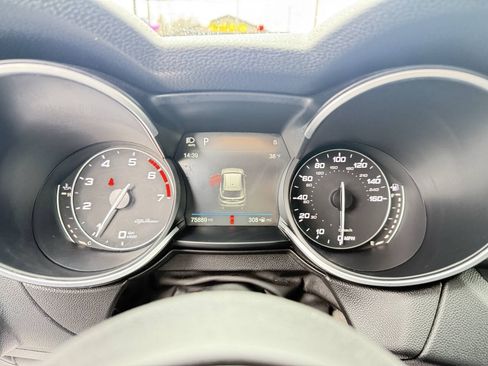 Used 2018 Alfa Romeo Stelvio Ti Sport AWD/4WD image 9