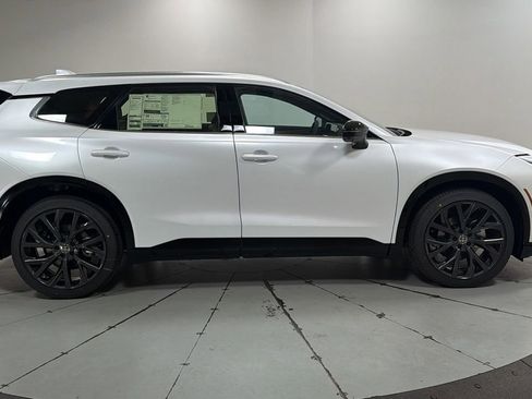 New 2026 Toyota Crown Signia Limited image 6