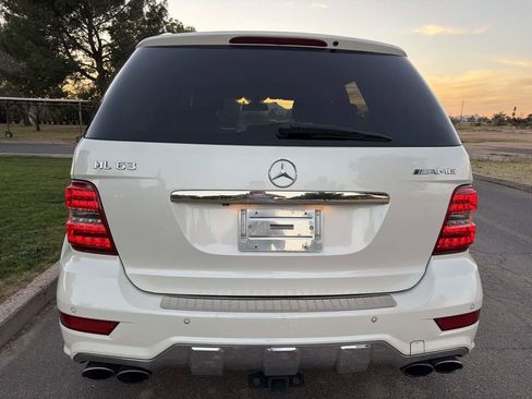 Used 2011 Mercedes-Benz ML 63 AMG 4MATIC image 11