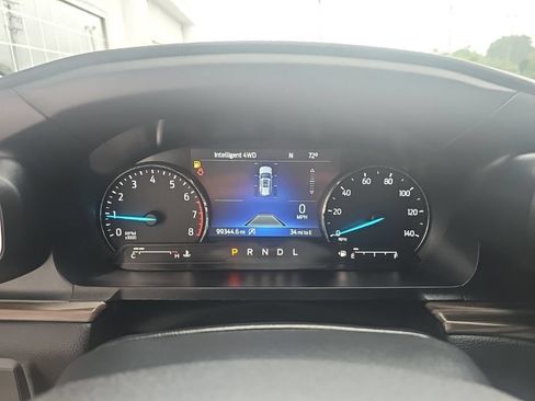 Used 2021 Ford Explorer Limited w/ Equipment Group 301A AWD/4WD image 16