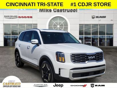 Used 2024 Kia Telluride S w/ S Sunroof Package
