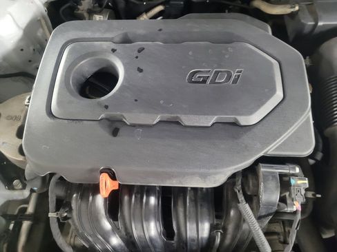 Used 2020 Kia Optima LX image 30