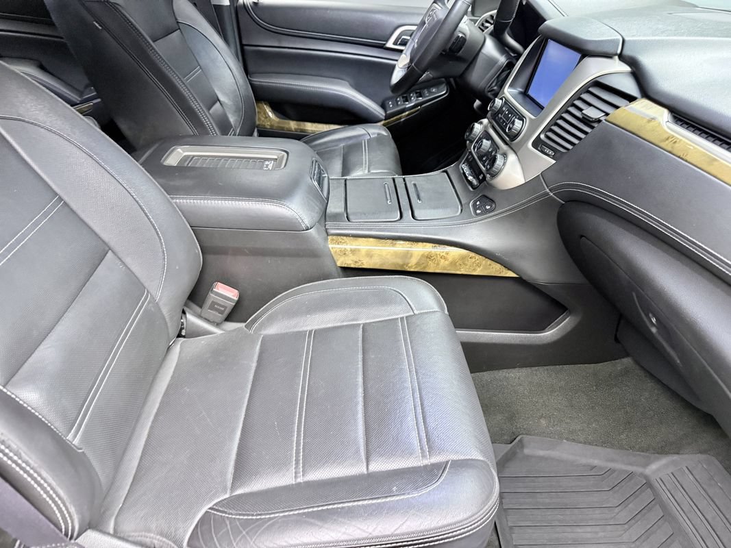 Used 2017 GMC Yukon Denali w/ Open Road Package AWD/4WD image 12