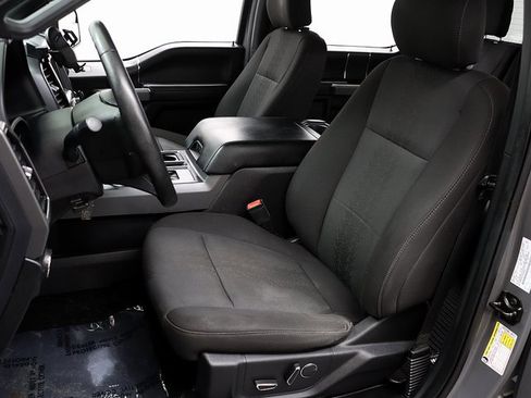 Used 2018 Ford F150 XLT w/ Equipment Group 302A Luxury image 10