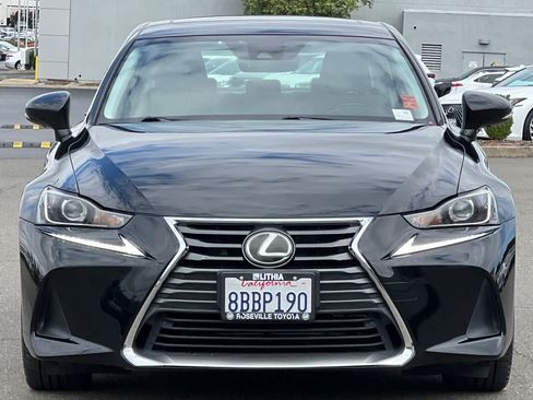 Used 2017 Lexus IS 200t w/ Navigation System Package RWD image 10