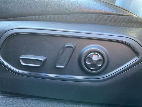 Used 2024 Jeep Grand Cherokee Limited 4xe image 18