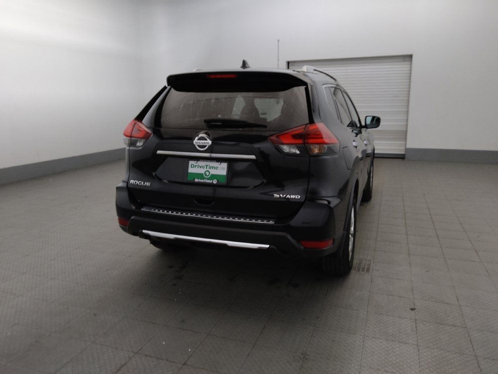 Used 2017 Nissan Rogue SV AWD/4WD image 7