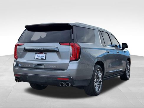Used 2024 GMC Yukon XL Denali Ultimate image 8