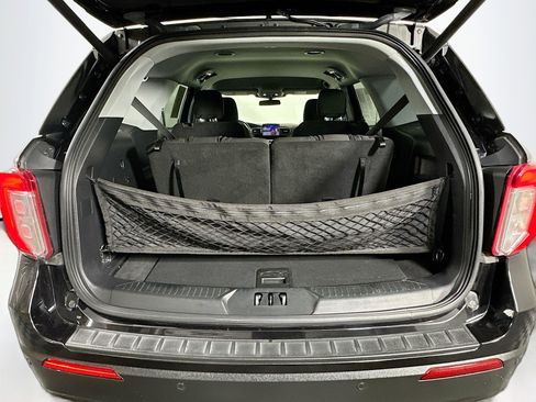 Used 2022 Ford Explorer XLT w/ Class IV Trailer Tow Package image 29