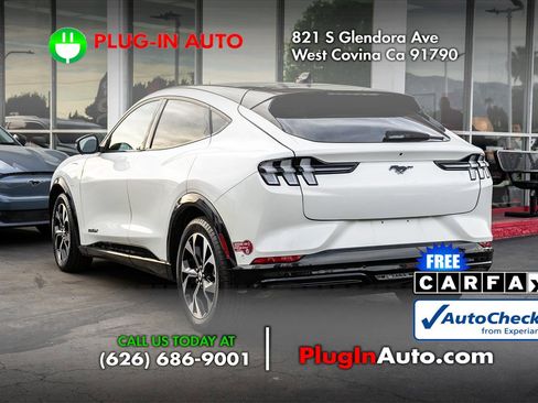 Used 2023 Ford Mustang Mach-E Premium image 2