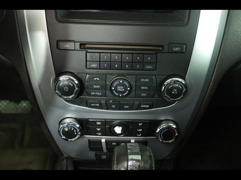 Used 2011 Ford Fusion SE w/ 202A Rapid Spec Order Code FWD image 19